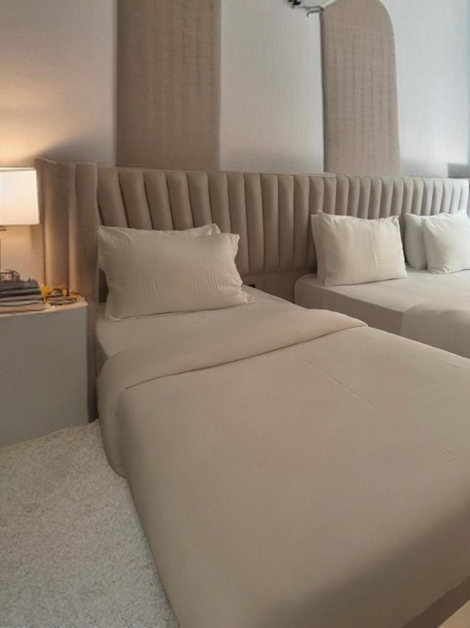 The Queen Airport Hotel-Round Trip Airport Service Arnavutkoy المظهر الخارجي الصورة