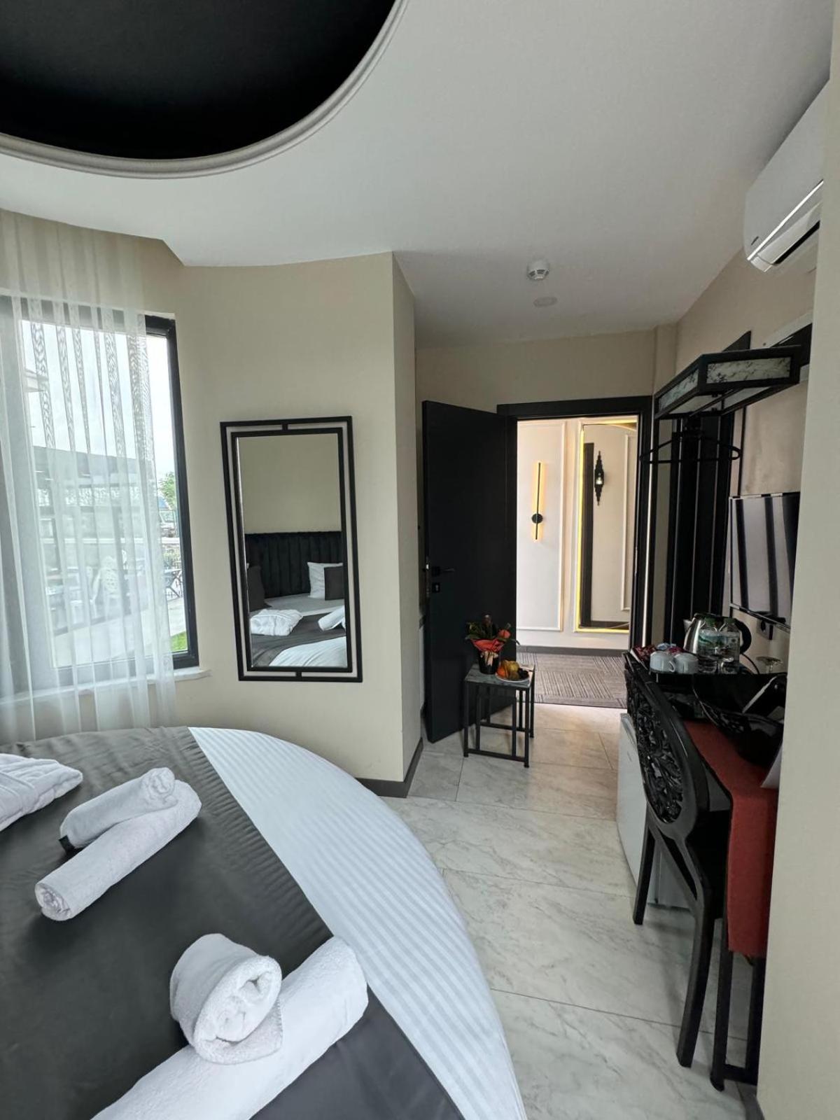 The Queen Airport Hotel-Round Trip Airport Service Arnavutkoy المظهر الخارجي الصورة